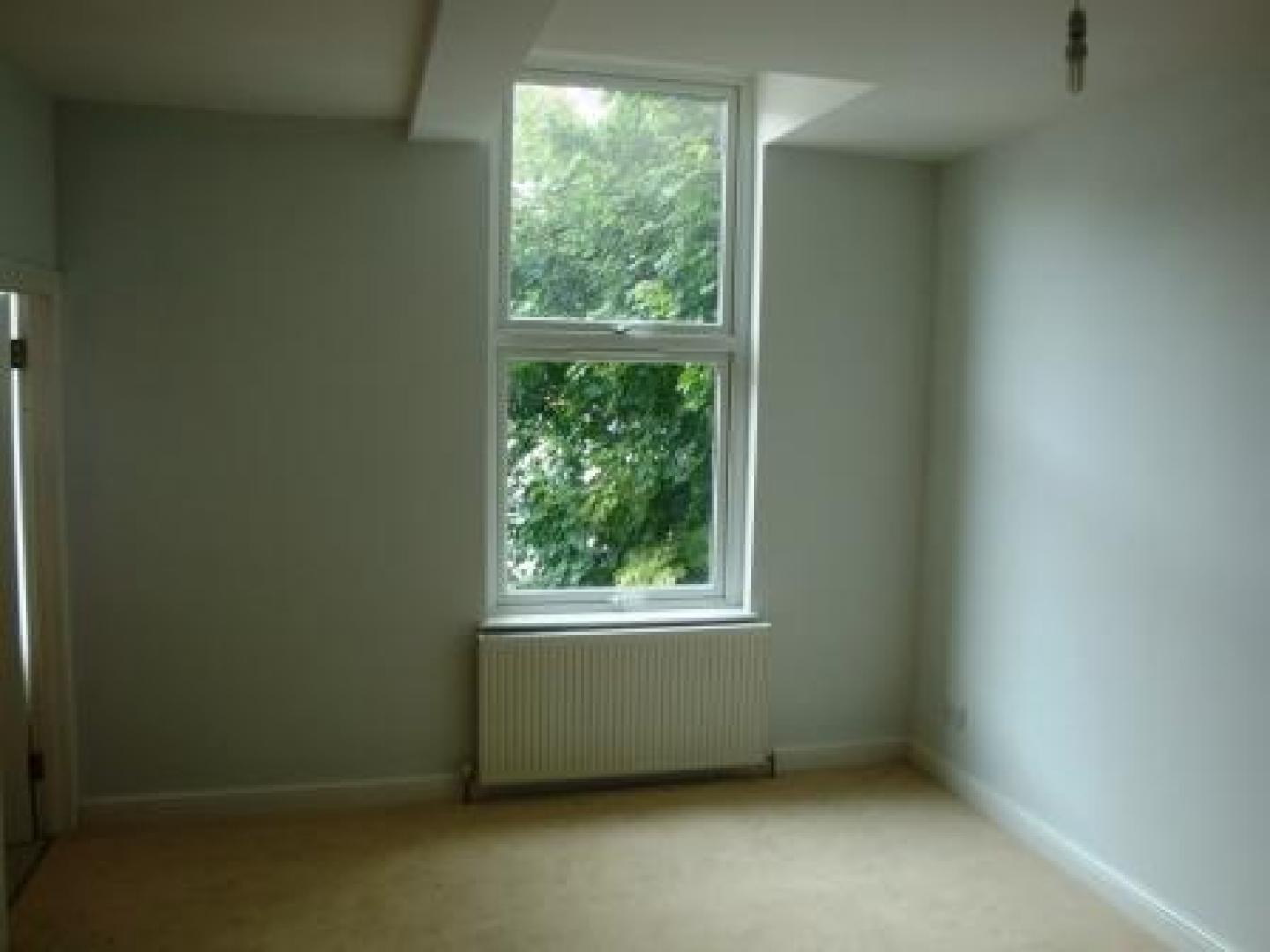 			NEW INSTRUCTION, 1 Bedroom, 1 bath, 1 reception Flat			 St Julians Road, KILBURN